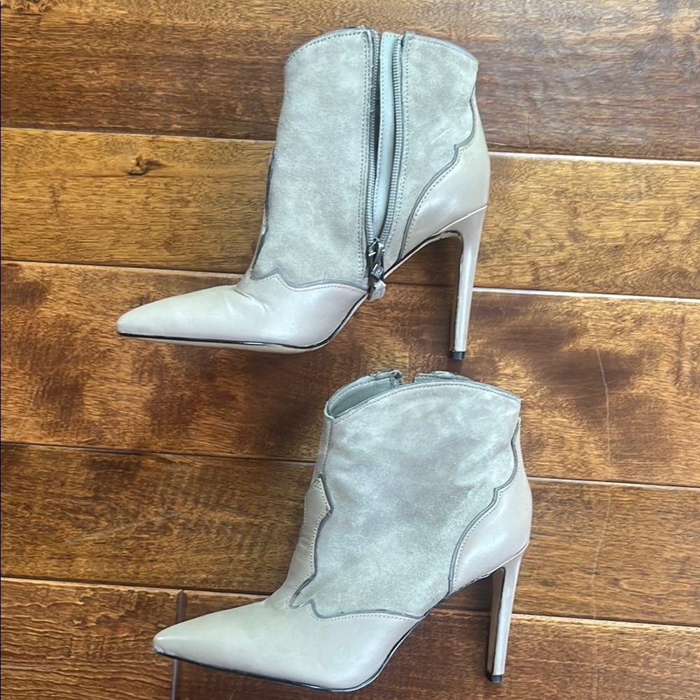 Elegant Gray Women's Ankle Boots